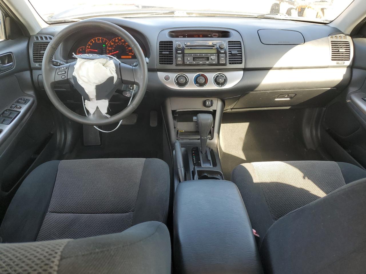 2005 Toyota Camry Le VIN: 4T1BE30K35U562581 Lot: 80101715