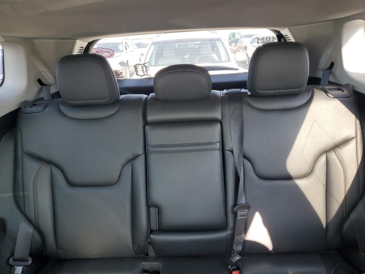 2018 Jeep Compass Limited VIN: 3C4NJDCB4JT266357 Lot: 81565735