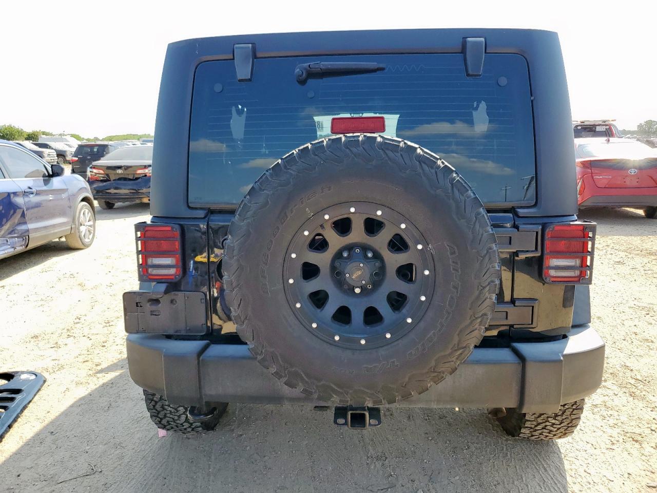 2016 Jeep Wrangler Unlimited Sport VIN: 1C4BJWDG7GL229042 Lot: 81566825