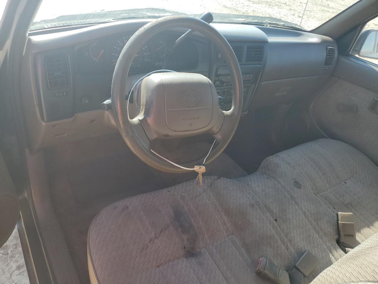 1997 Toyota Tacoma VIN: 4TANL42N2VZ311926 Lot: 80840185