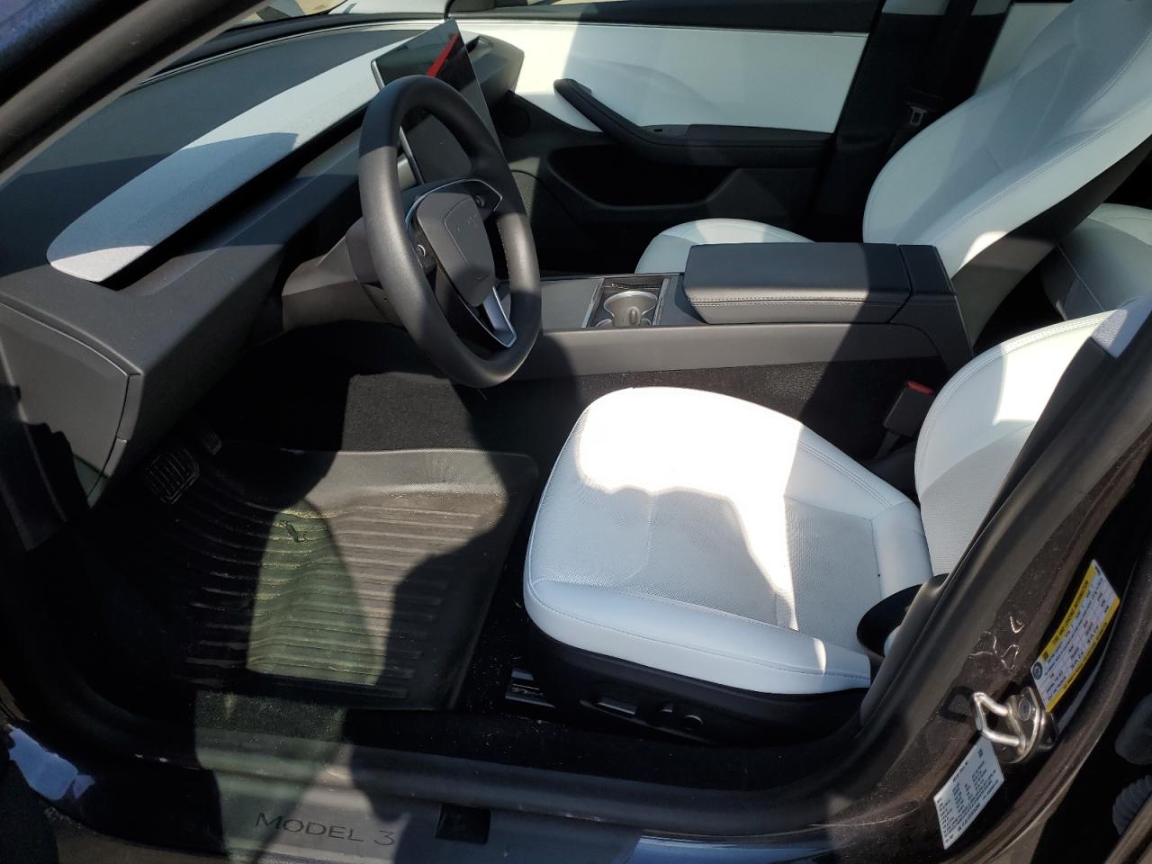 2024 Tesla Model 3 VIN: 5YJ3E1EB7RF843965 Lot: 81447475