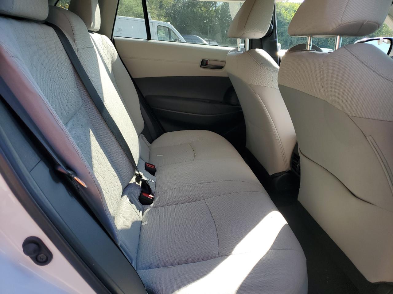 2022 Toyota Corolla Cross Le VIN: 7MUCAABG6NV043150 Lot: 71425495