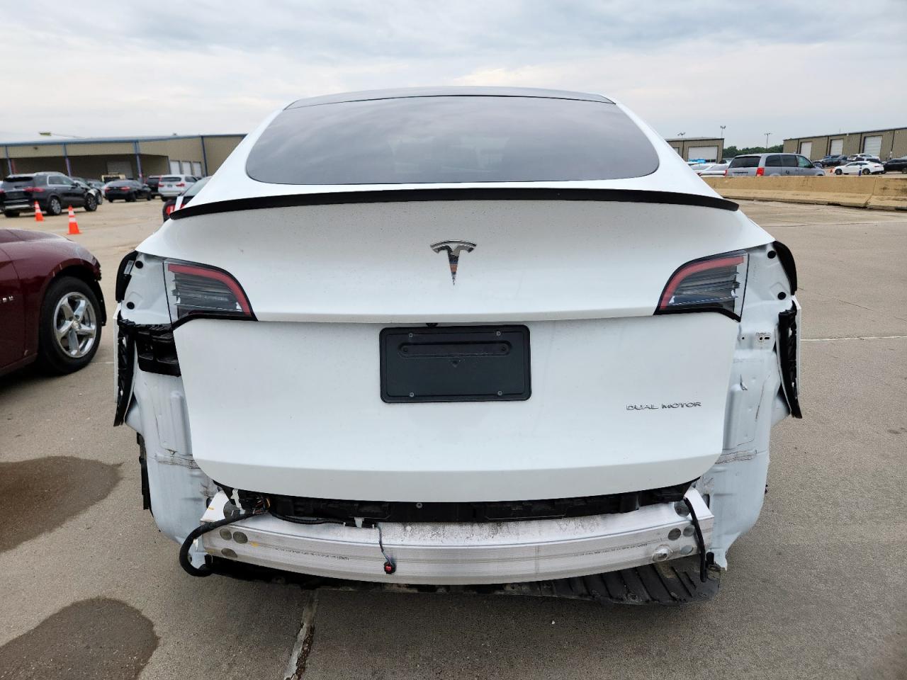 2023 Tesla Model Y VIN: 7SAYGAEE9PF625147 Lot: 70909645