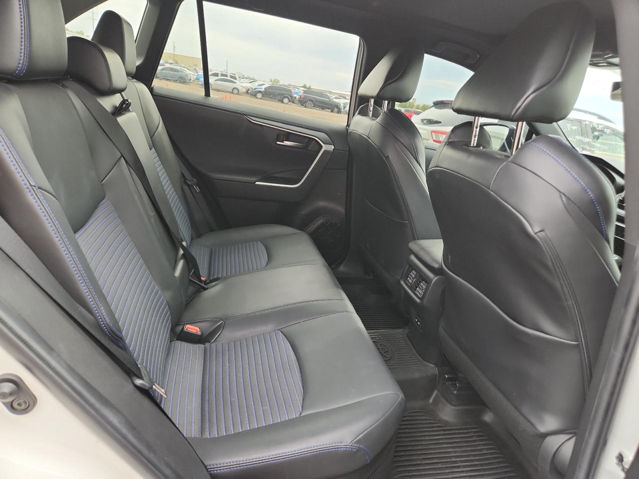 2022 Toyota Rav4 Xse VIN: 4T3E6RFV1NU082643 Lot: 70957375