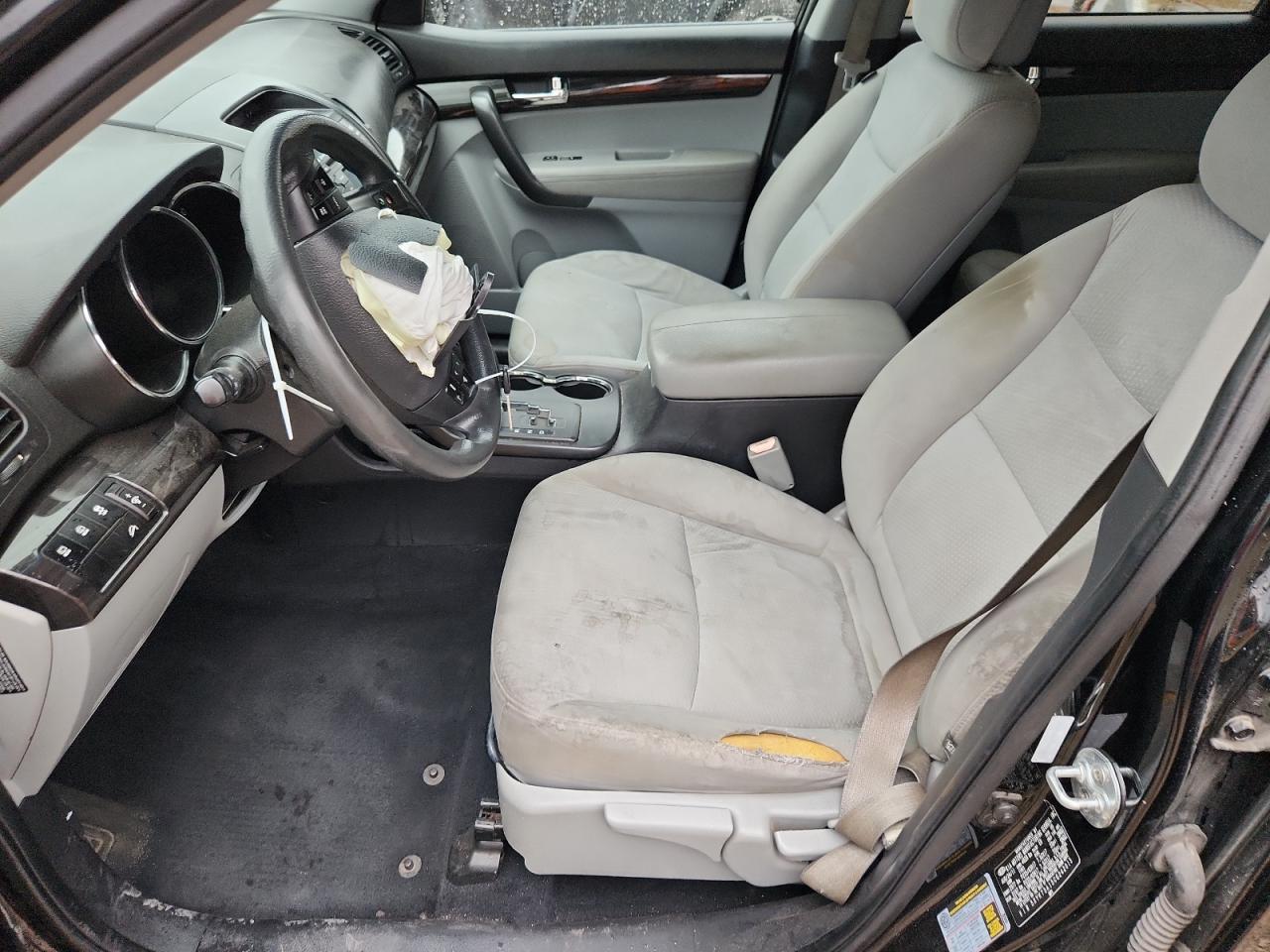 2012 Kia Sorento Base VIN: 5XYKT3A15CG242015 Lot: 81762275