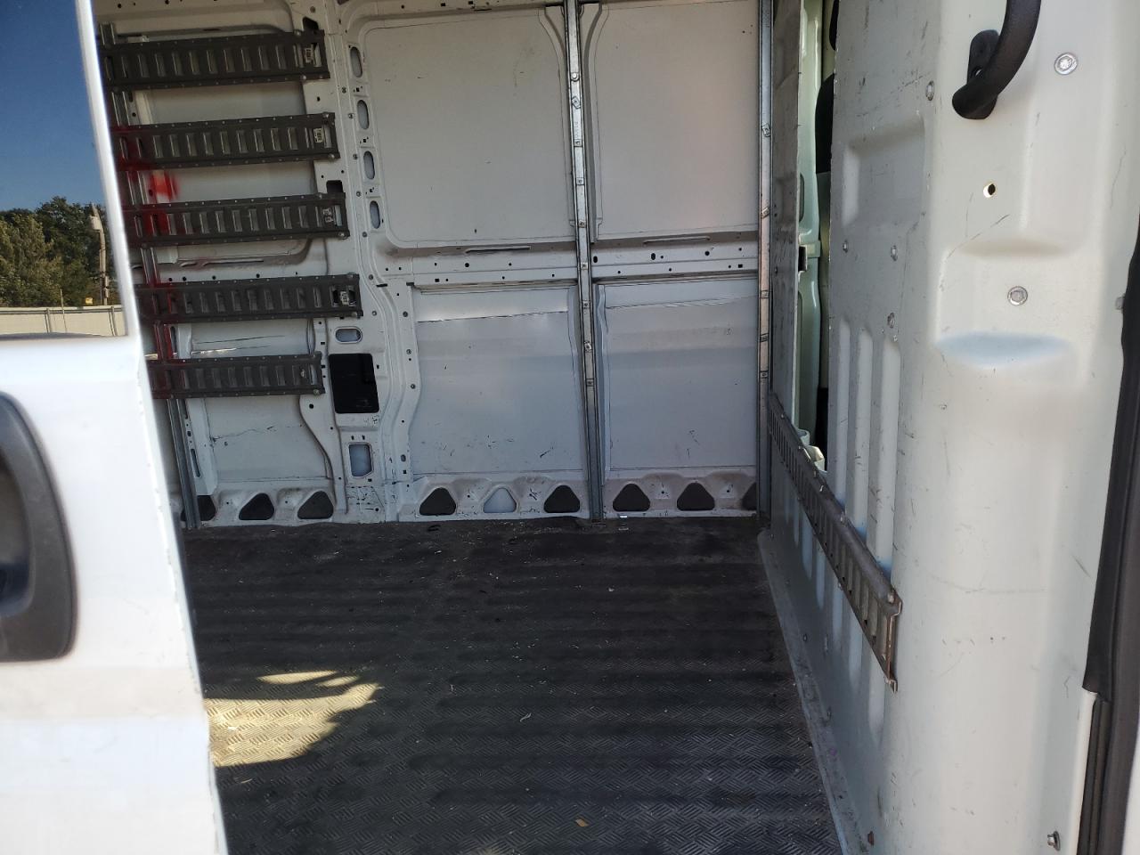 2015 Ram Promaster 2500 2500 High VIN: 3C6TRVDG2FE513393 Lot: 92333005