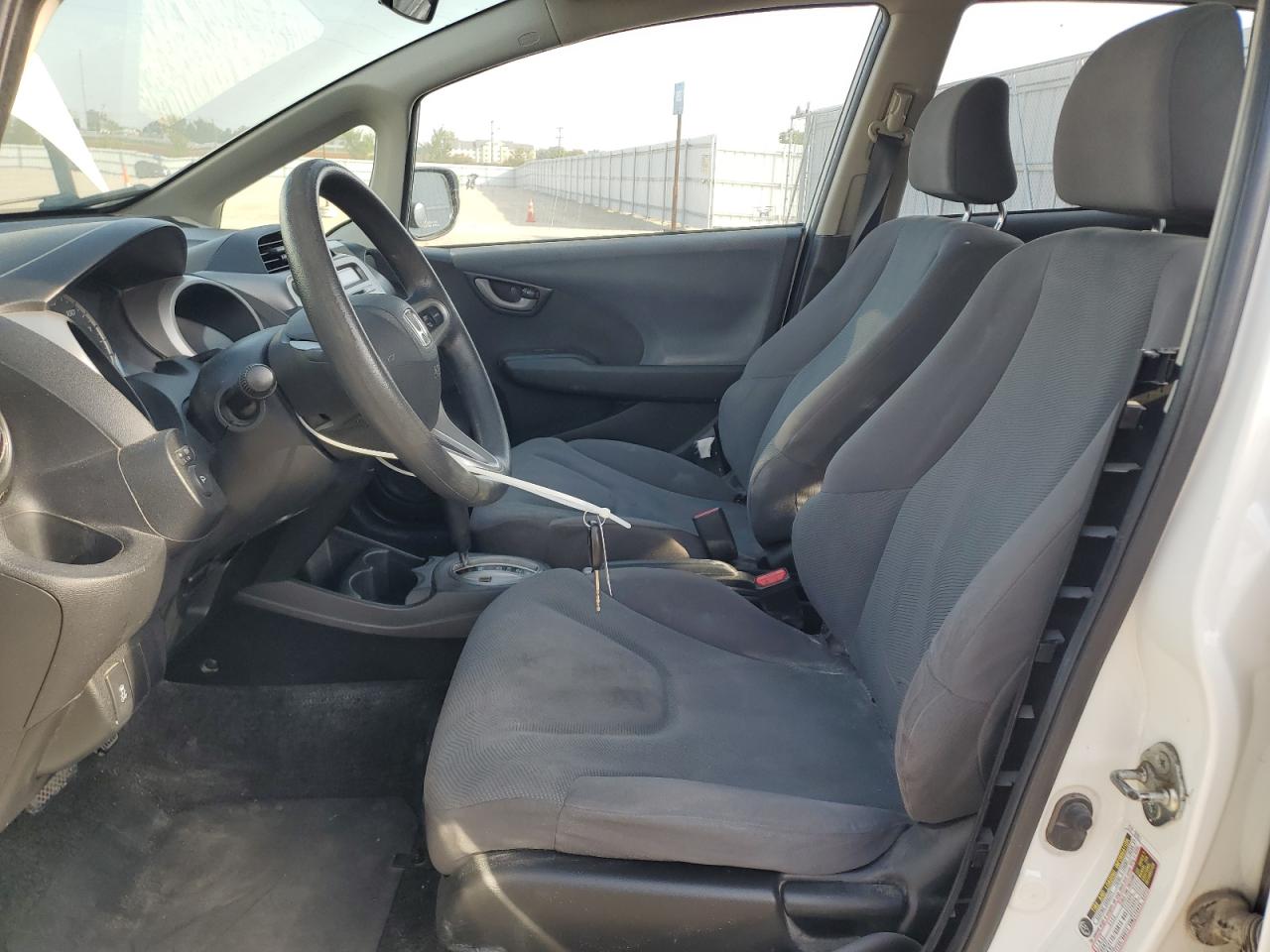 2013 Honda Fit VIN: JHMGE8H38DC041086 Lot: 71946955