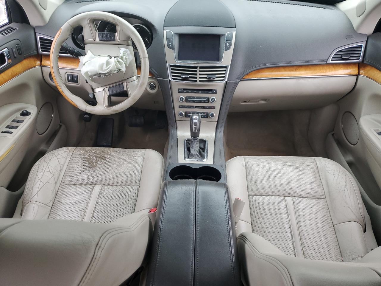 2010 Lincoln Mkt VIN: 2LMHJ5AT8ABJ10591 Lot: 81619145