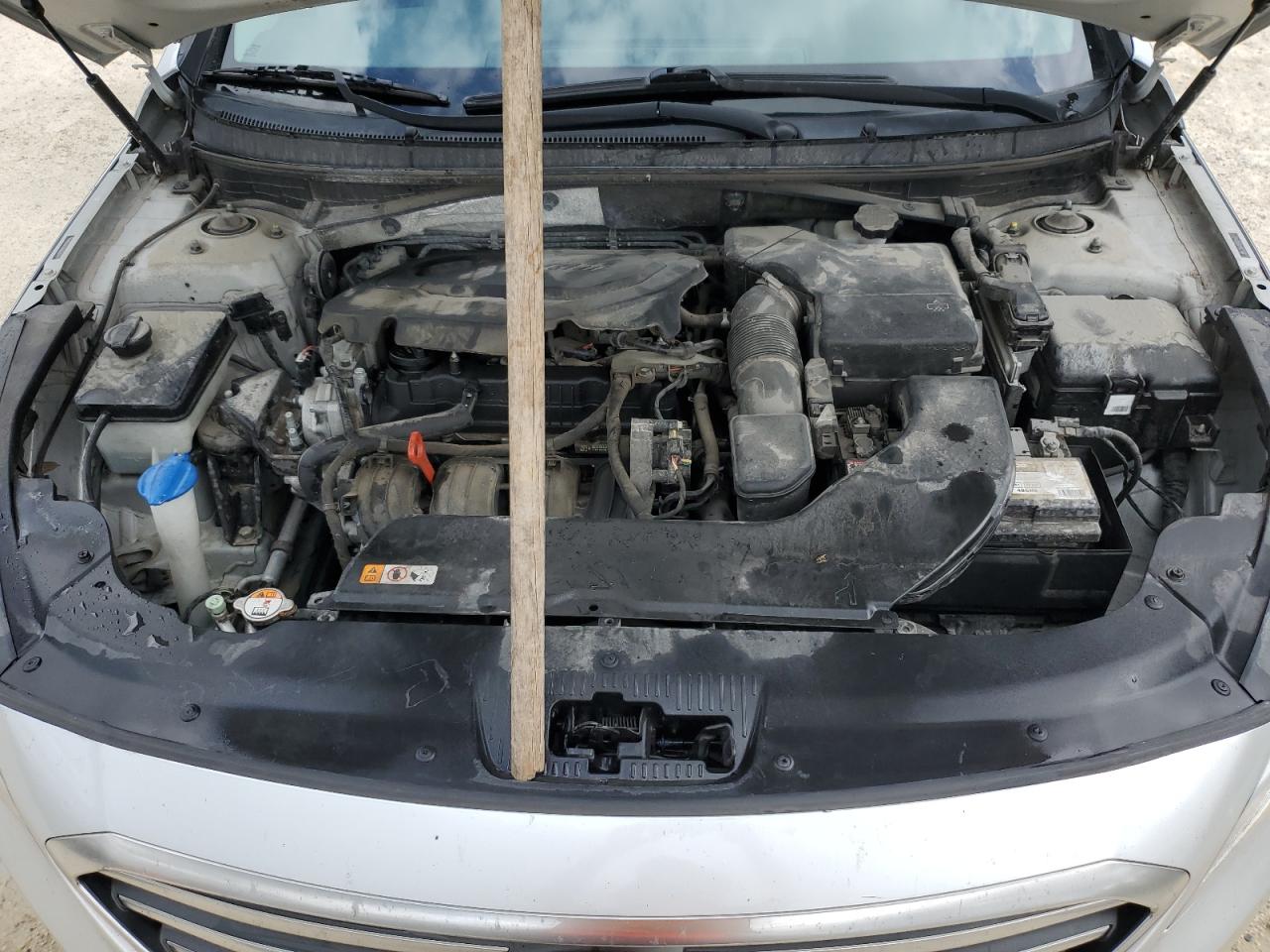 2015 Hyundai Sonata Se VIN: 5NPE24AF5FH233555 Lot: 71245345