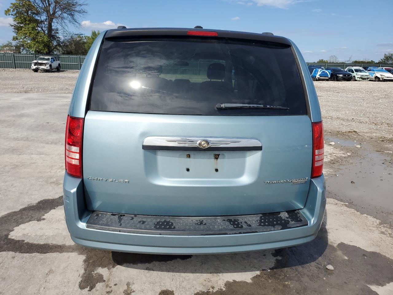 2010 Chrysler Town & Country Touring VIN: 2A4RR5D18AR491450 Lot: 83795725