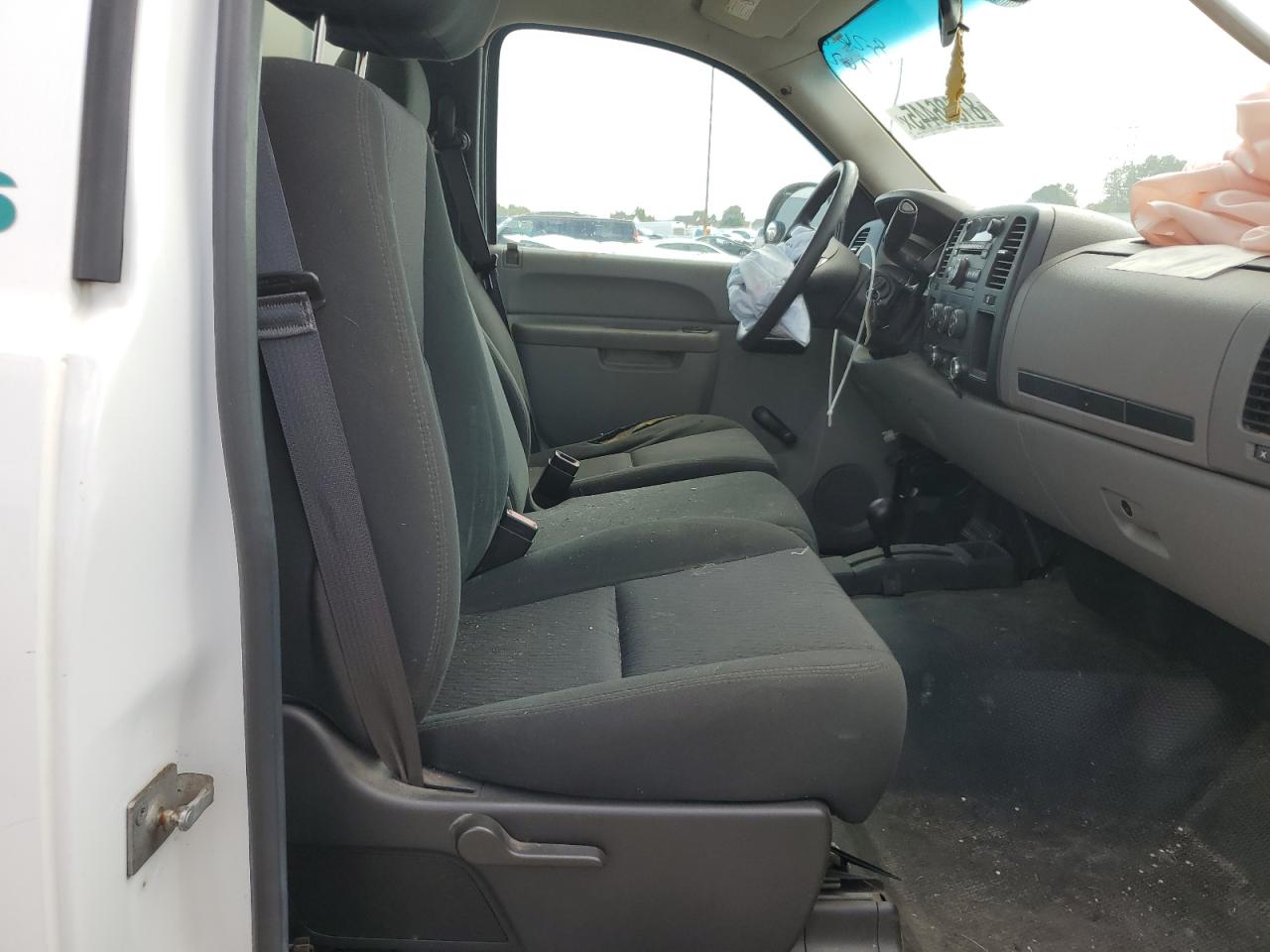 2014 Chevrolet Silverado K2500 Heavy Duty VIN: 1GC0KVCG8EF132623 Lot: 81386445