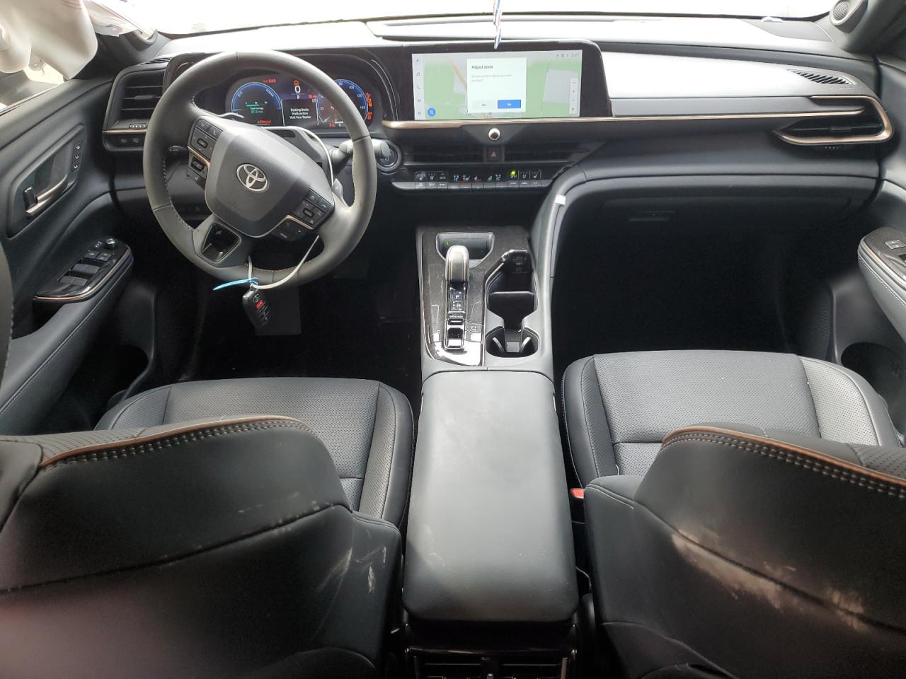 2025 Toyota Crown Signia Xle VIN: JTDACAAJ4S3013912 Lot: 84283515