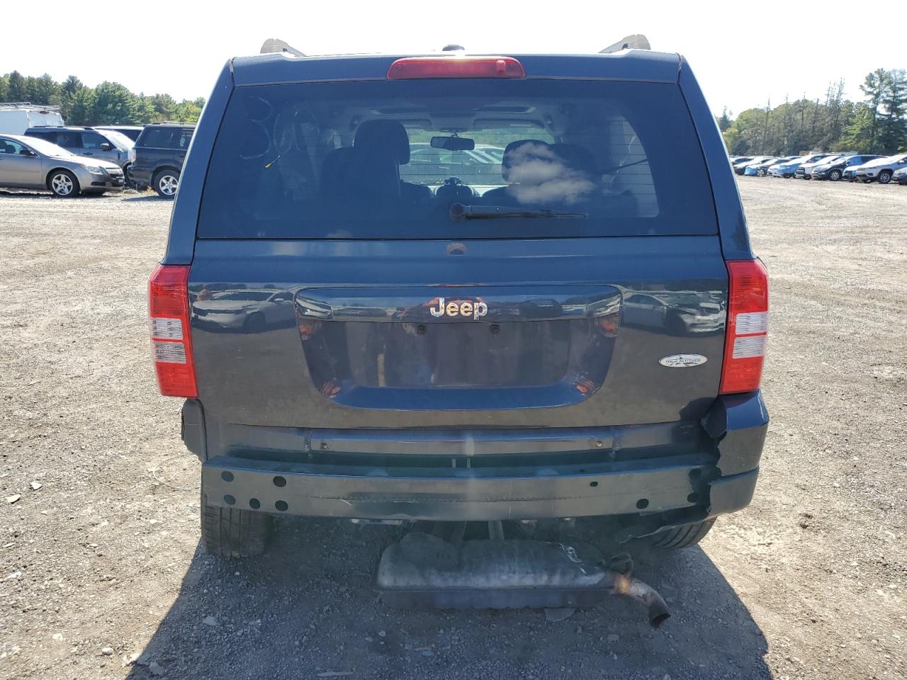 2015 Jeep Patriot Latitude VIN: 1C4NJPFAXFD170928 Lot: 71812395