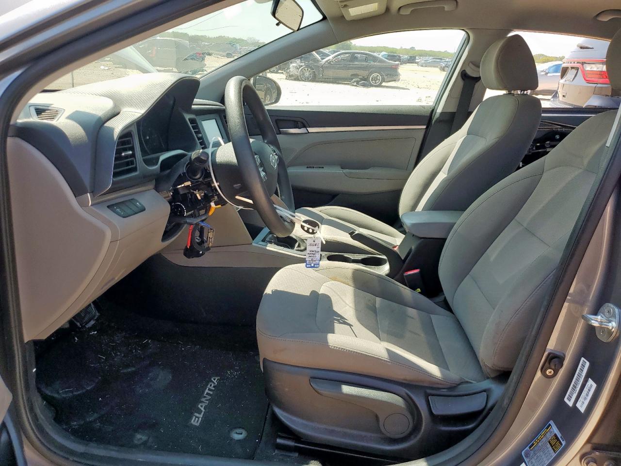 2019 Hyundai Elantra Se VIN: KMHD74LF8KU814845 Lot: 72086585