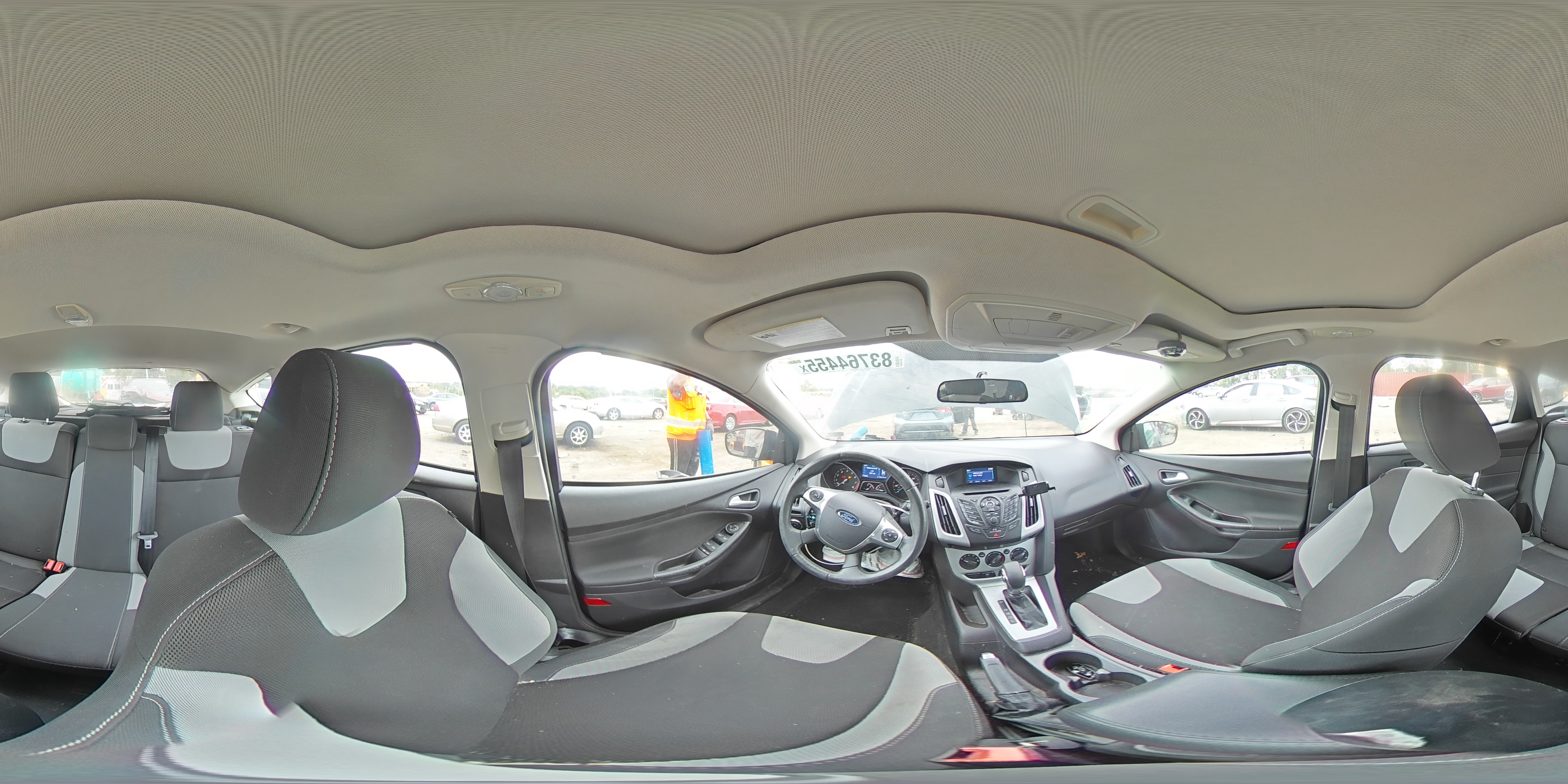 2014 Ford Focus Se VIN: 1FADP3K27EL329853 Lot: 83764455