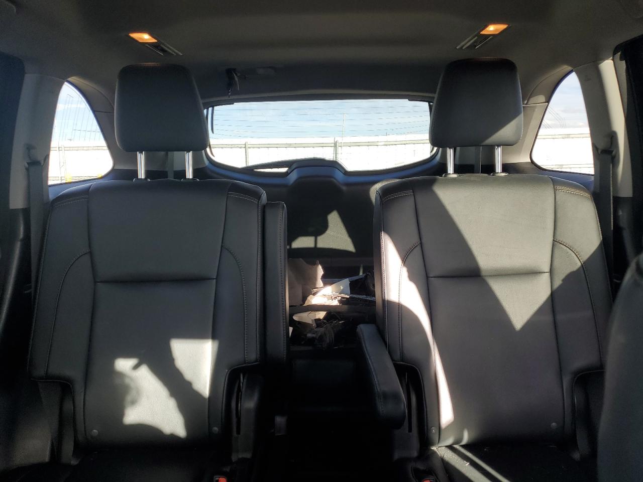 2016 Toyota Highlander Xle VIN: 5TDJKRFH0GS257280 Lot: 84909385