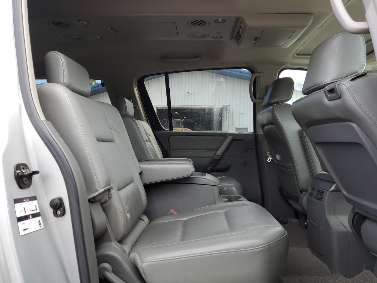 2005 Nissan Armada Se VIN: 5N1AA08B15N702874 Lot: 84554535