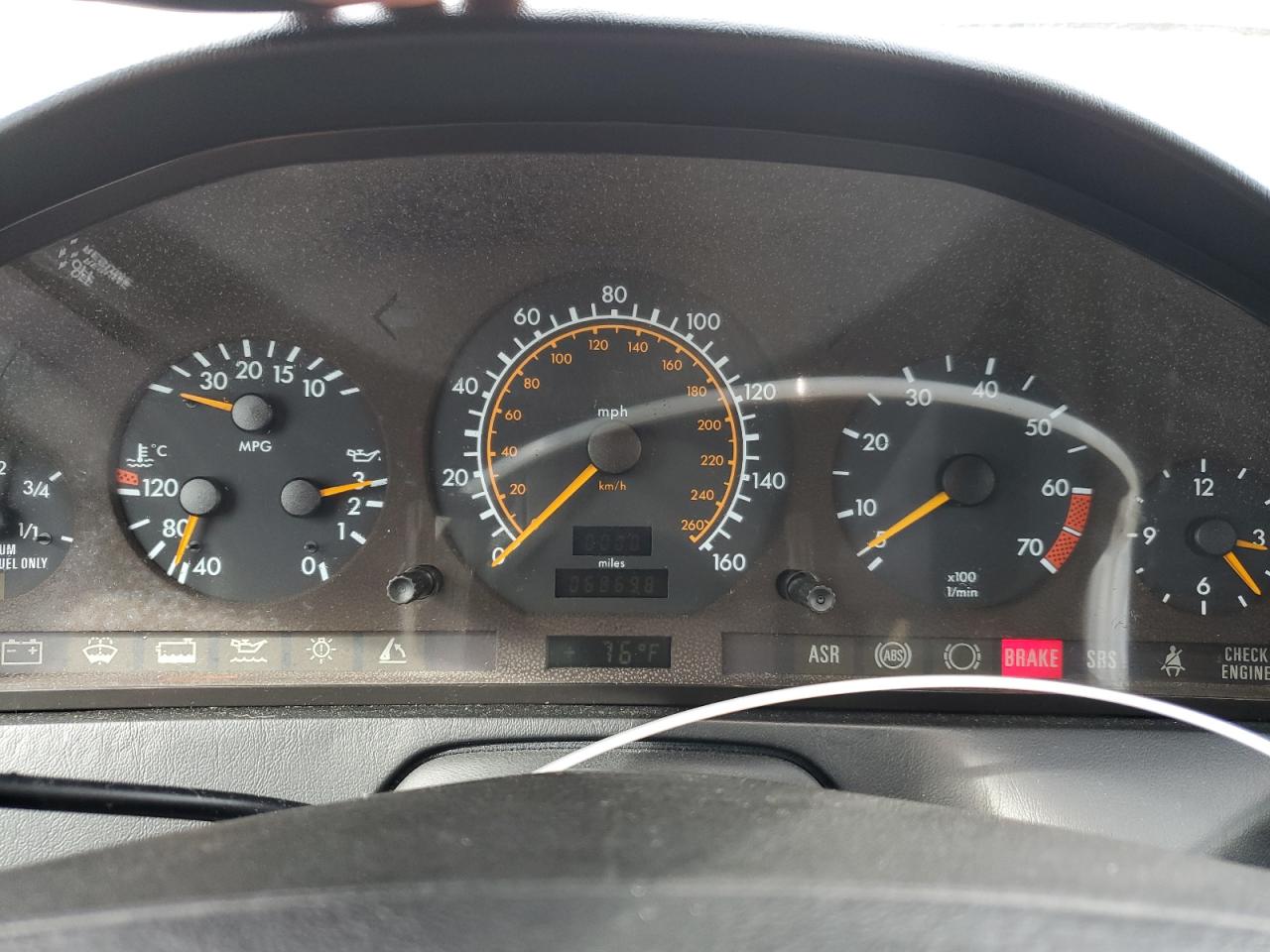 1994 Mercedes-Benz Sl 500 VIN: WDBFA67E1RF102542 Lot: 80741445