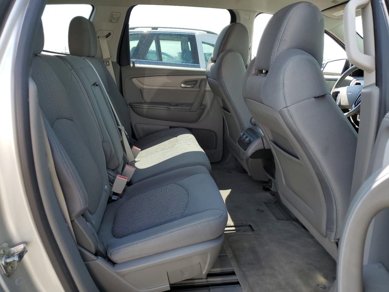 2017 Chevrolet Traverse Ls VIN: 1GNKVFED6HJ244631 Lot: 81335115