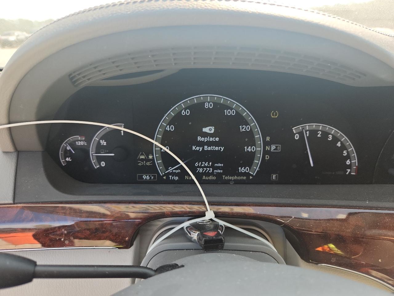 2011 Mercedes-Benz S 550 4Matic VIN: WDDNG8GB2BA406971 Lot: 72096905