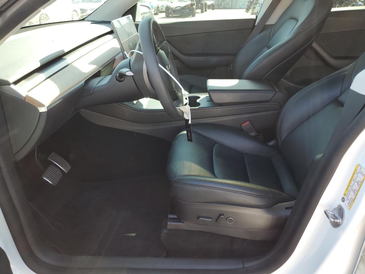 2022 Tesla Model Y VIN: 7SAYGDEE0NF428074 Lot: 71721855