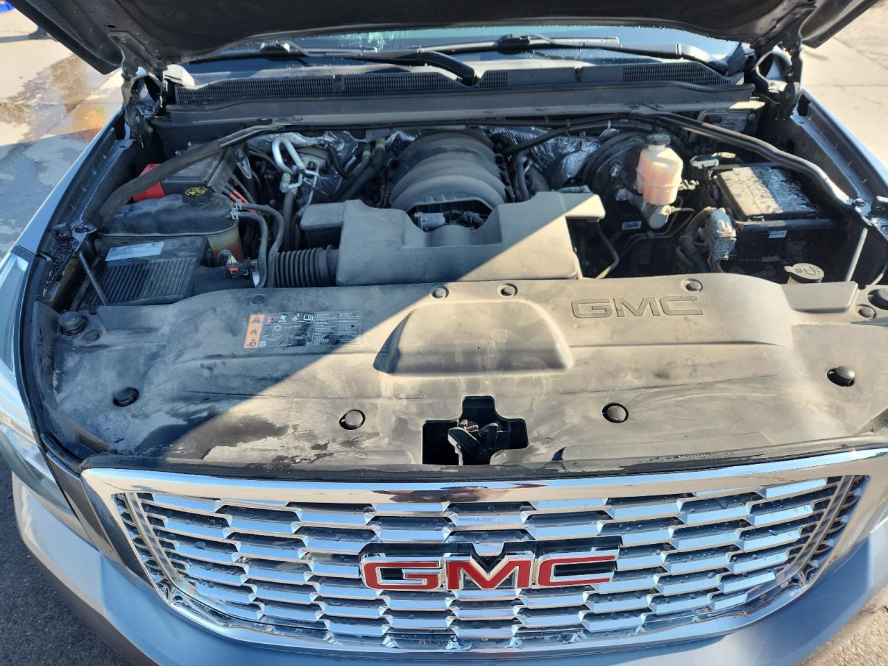 2018 GMC Yukon Denali VIN: 1GKS2CKJ2JR160568 Lot: 71083165