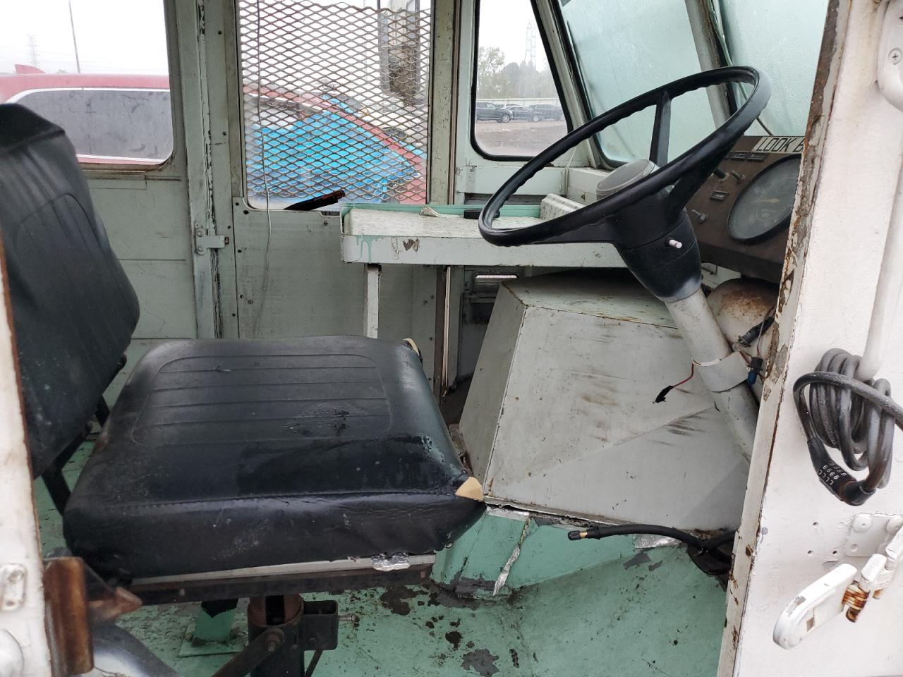 1983 American Motors General VIN: 1UTCF10F5ES294584 Lot: 81518805