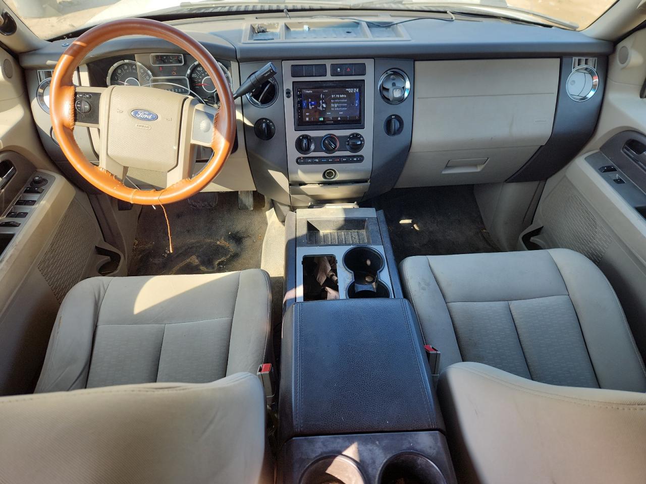 2010 Ford Expedition Xlt VIN: 1FMJU1G59AEB57963 Lot: 80541905