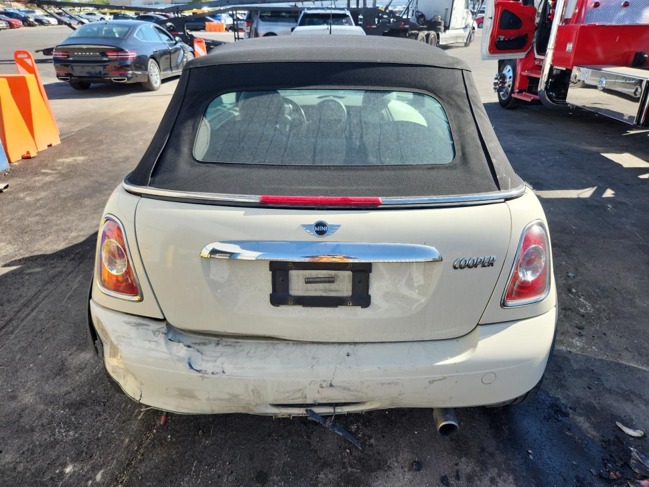 2011 Mini Cooper VIN: WMWZN3C50BT265131 Lot: 80729135