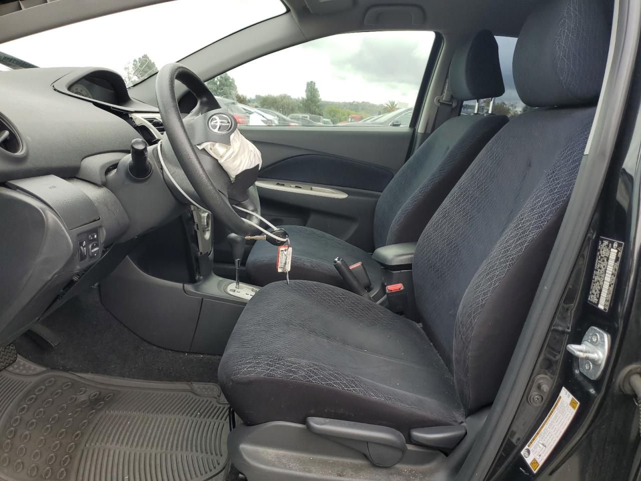 2007 Toyota Yaris VIN: JTDBT923471172032 Lot: 81963255