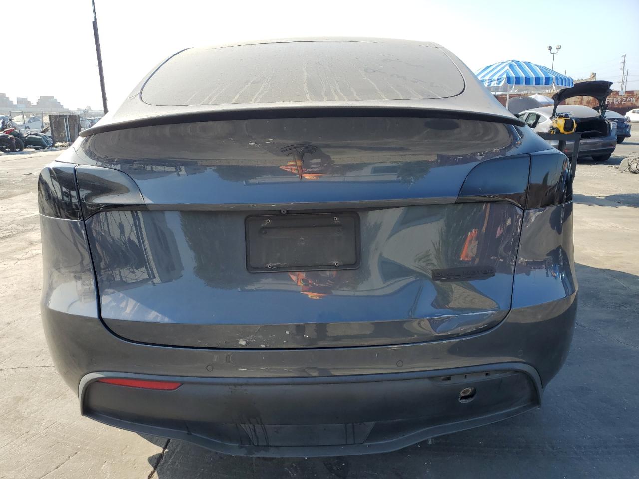 2020 Tesla Model Y VIN: 5YJYGDEF5LF001847 Lot: 81020565