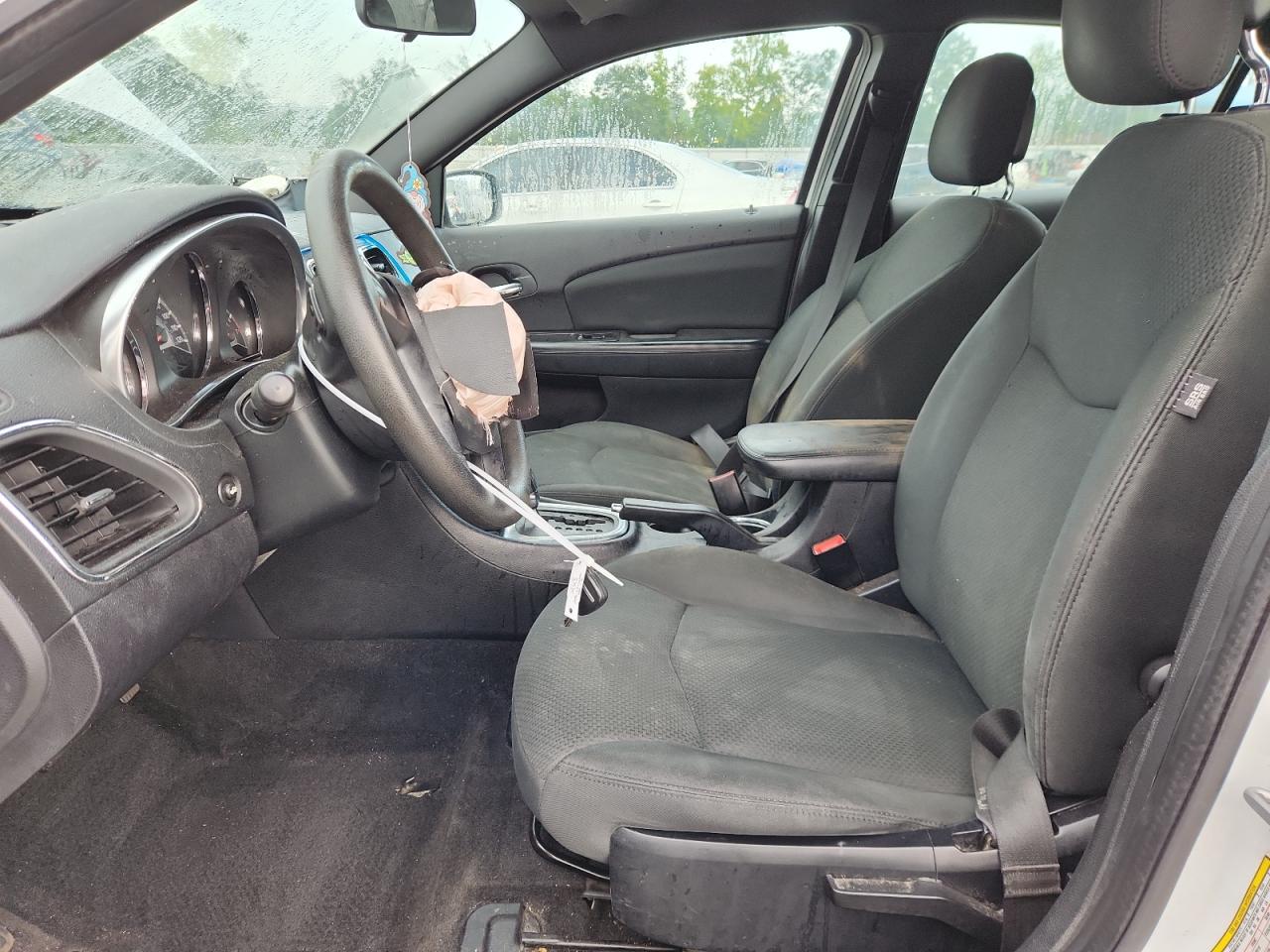 2012 Chrysler 200 Lx VIN: 1C3CCBAB0CN117637 Lot: 71702055