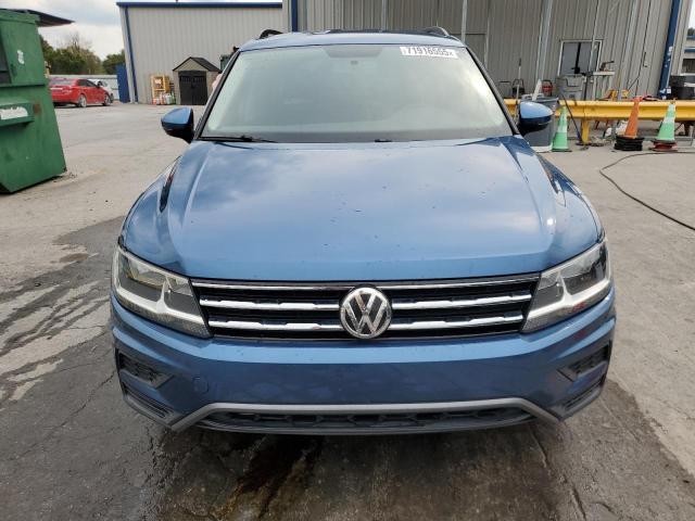  VOLKSWAGEN TIGUAN 2019 Синий