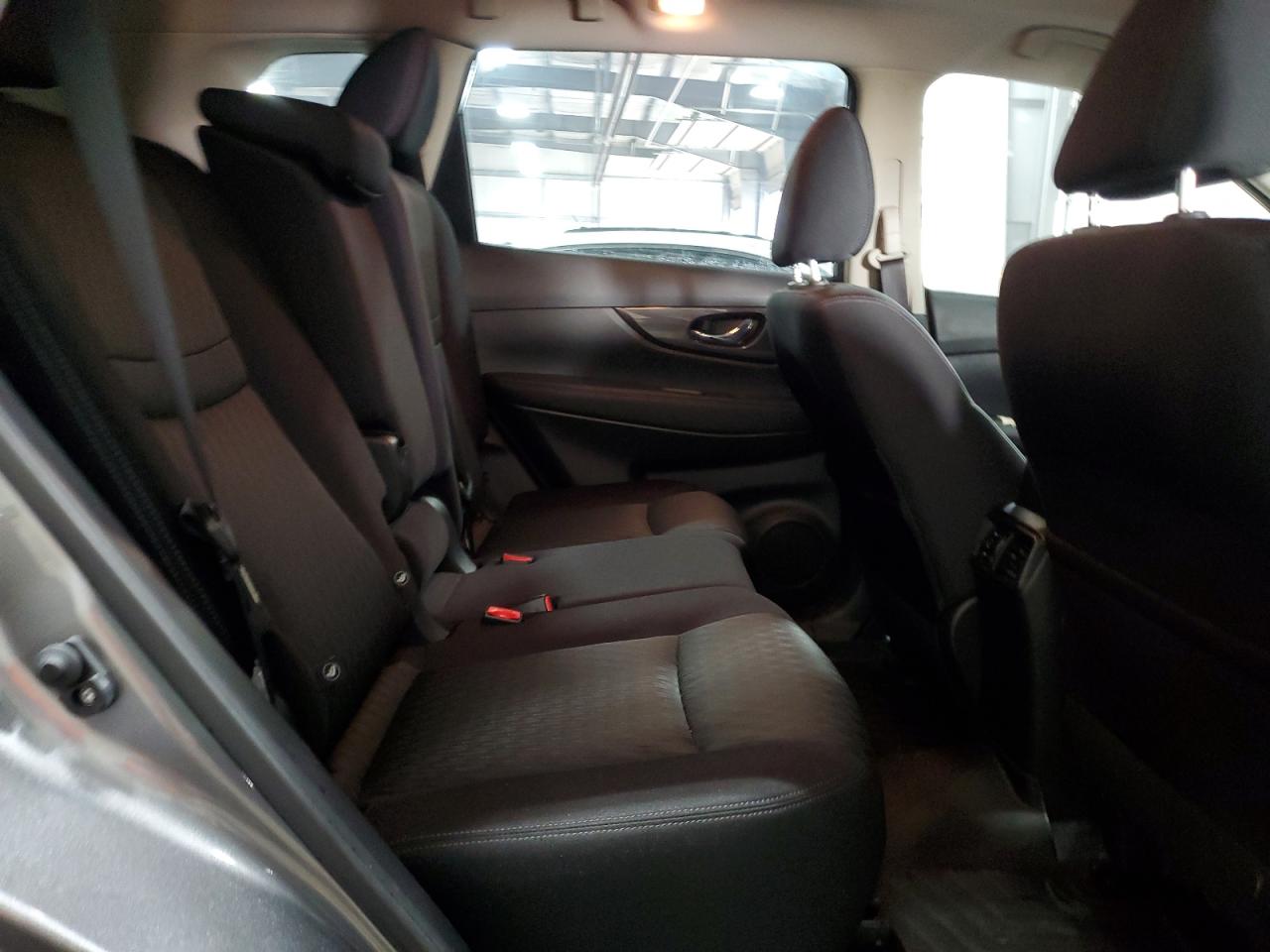 2020 Nissan Rogue S VIN: JN8AT2MV6LW122056 Lot: 83930675