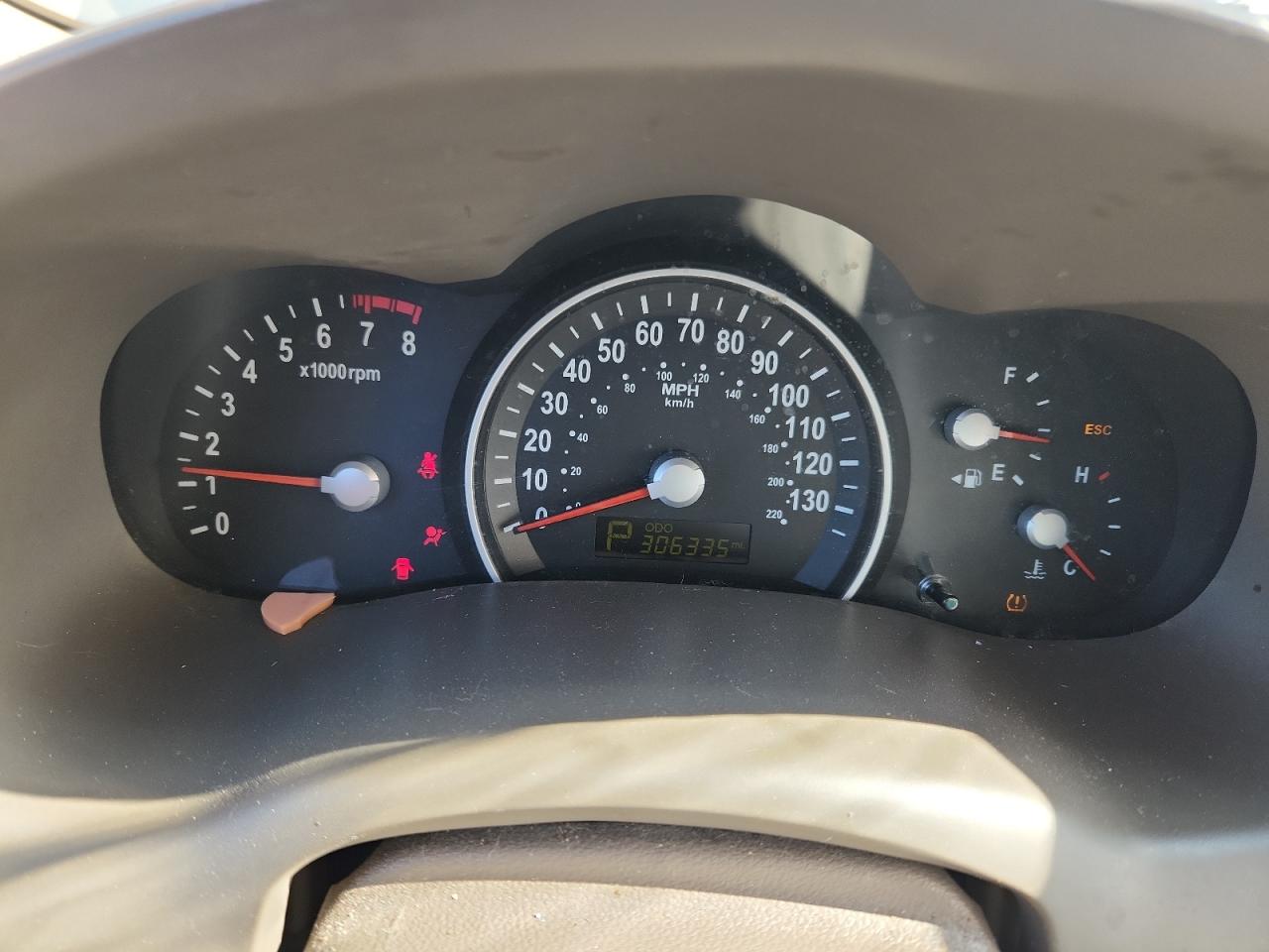 2012 Kia Sedona Lx VIN: KNDMG4C72C6486762 Lot: 80348545