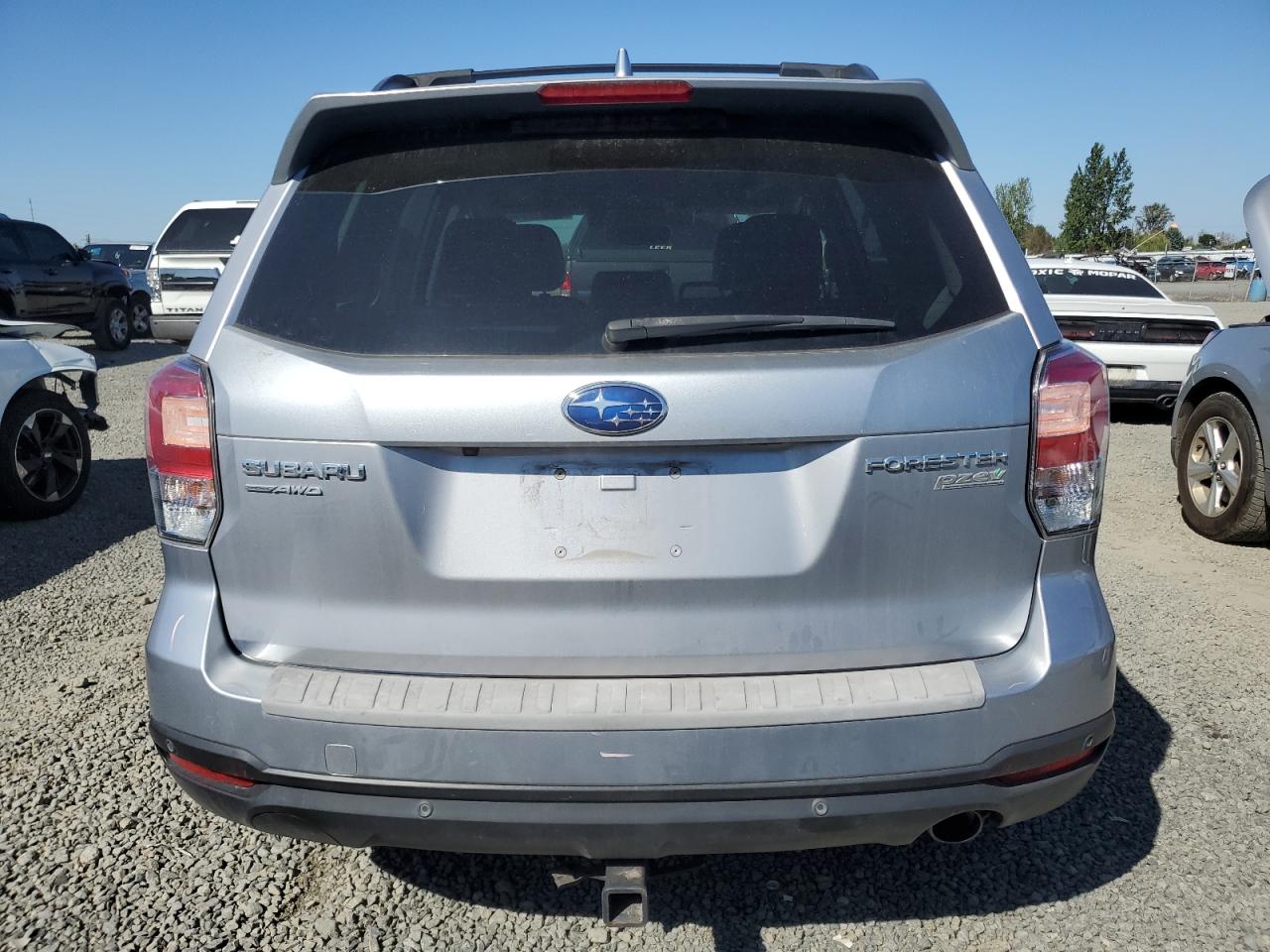 2017 Subaru Forester 2.5I Touring VIN: JF2SJAWC8HH582831 Lot: 80315535