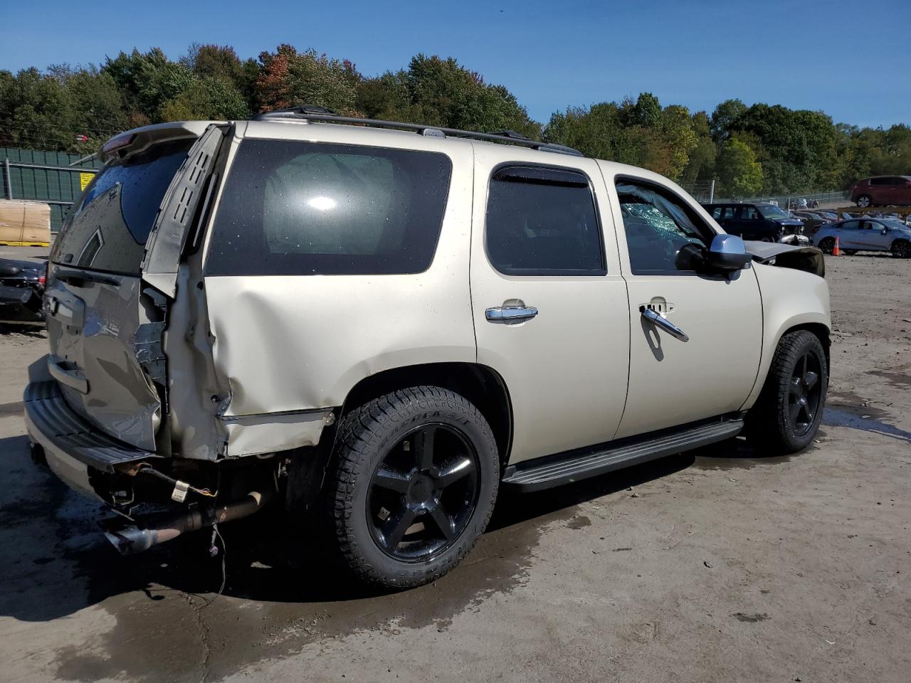 2013 Chevrolet Tahoe K1500 Lt VIN: 1GNSKBE06DR377190 Lot: 54150294