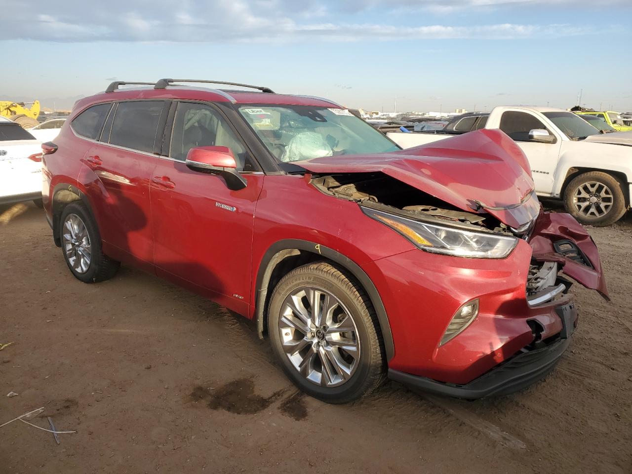 VIN 5TDXBRCH6MS527980 2021 TOYOTA HIGHLANDER no.4