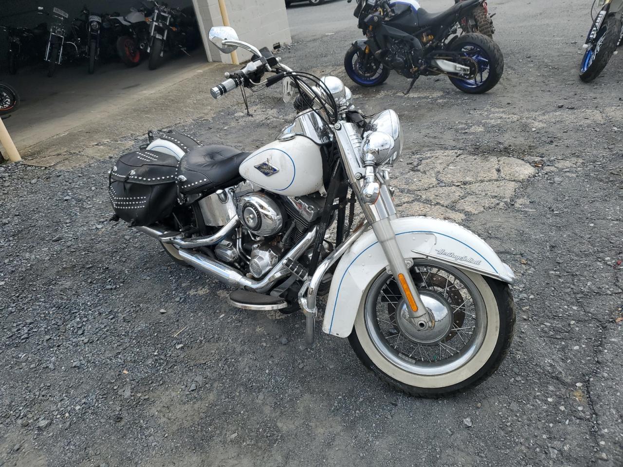 2013 Harley-Davidson Flstc Heritage Softail Classic VIN: 1HD1BWV1XDB034832 Lot: 73091603