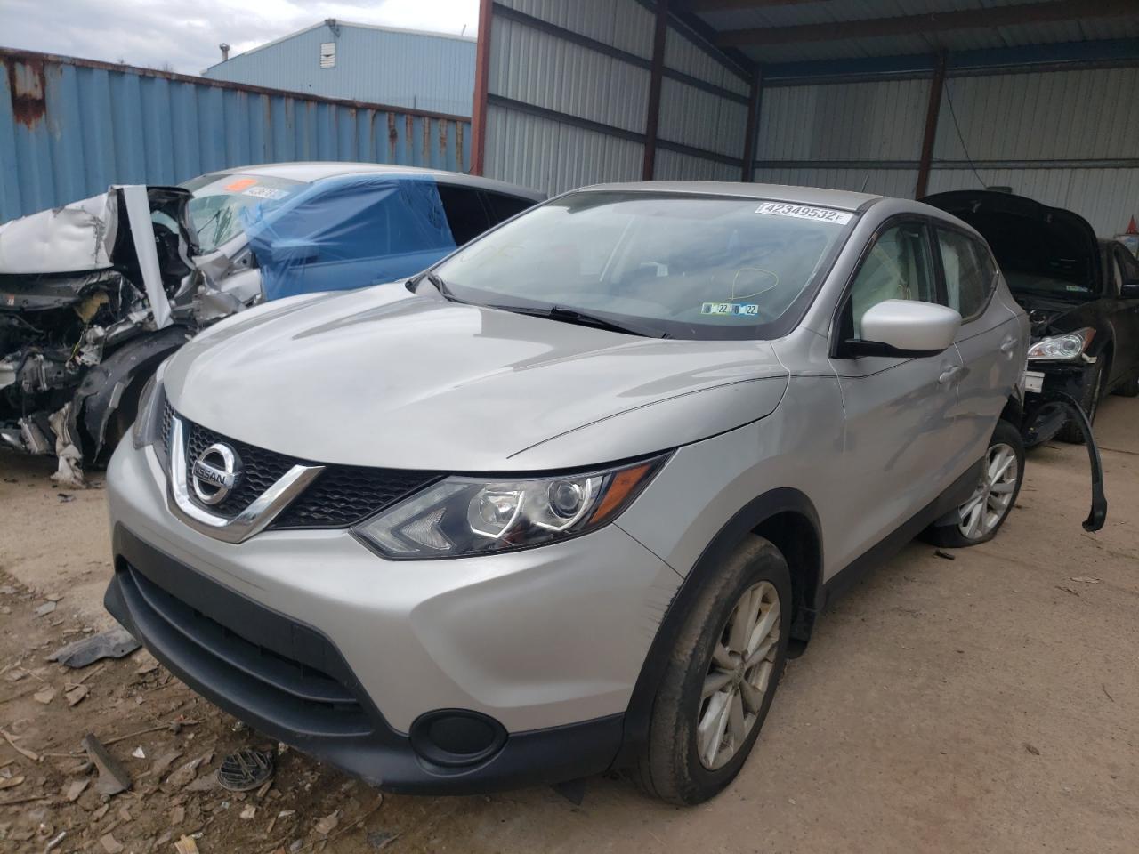 JN1BJ1CR8HW116385 NISSAN ROGUE 2017