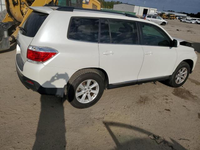  TOYOTA HIGHLANDER 2013 Белы