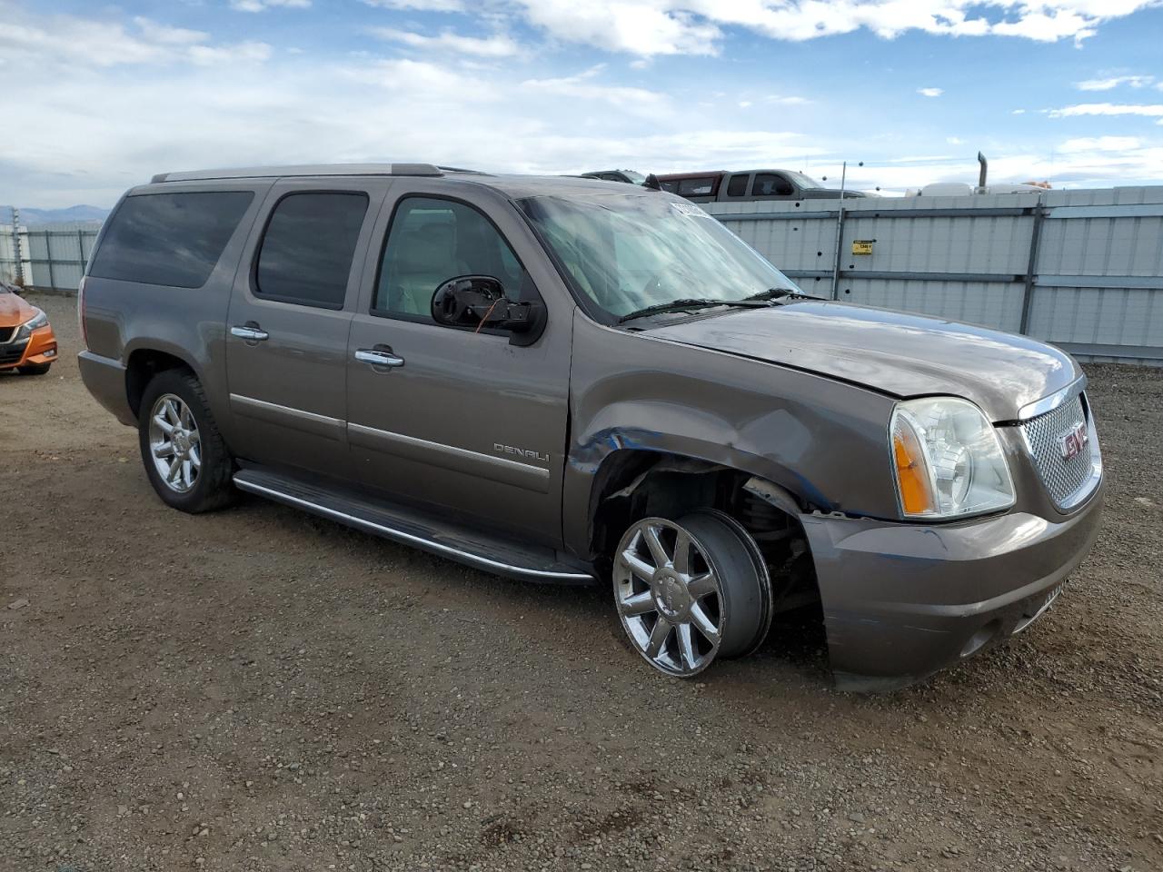 1GKS2MEF9DR158303 2013 GMC Yukon Xl Denali