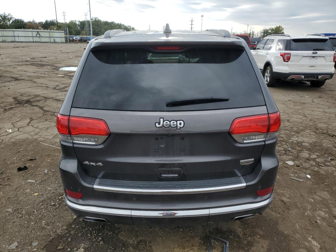 2018 Jeep Grand Cherokee Summit VIN: 1C4RJFJG0JC436902 Lot: 71702133