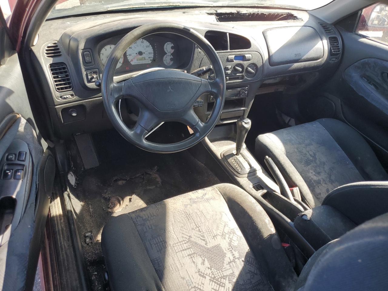 JA3AY31C8XU047219 1999 Mitsubishi Mirage Ls