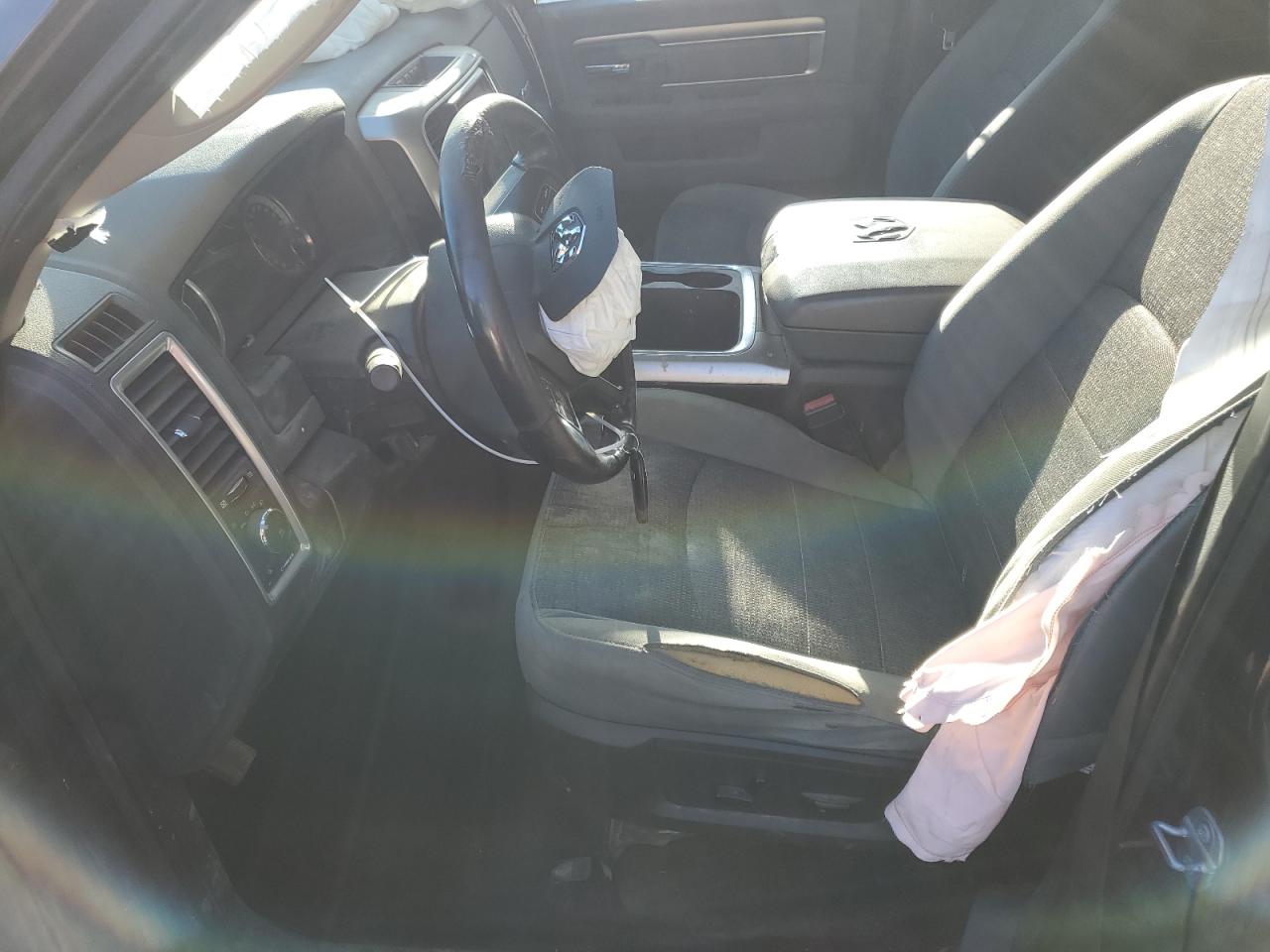 2017 RAM 1500 - Image 7