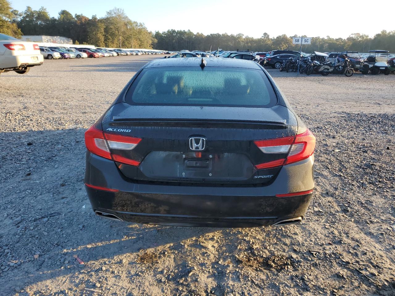 1HGCV1F39JA118194 2018 Honda Accord Sport