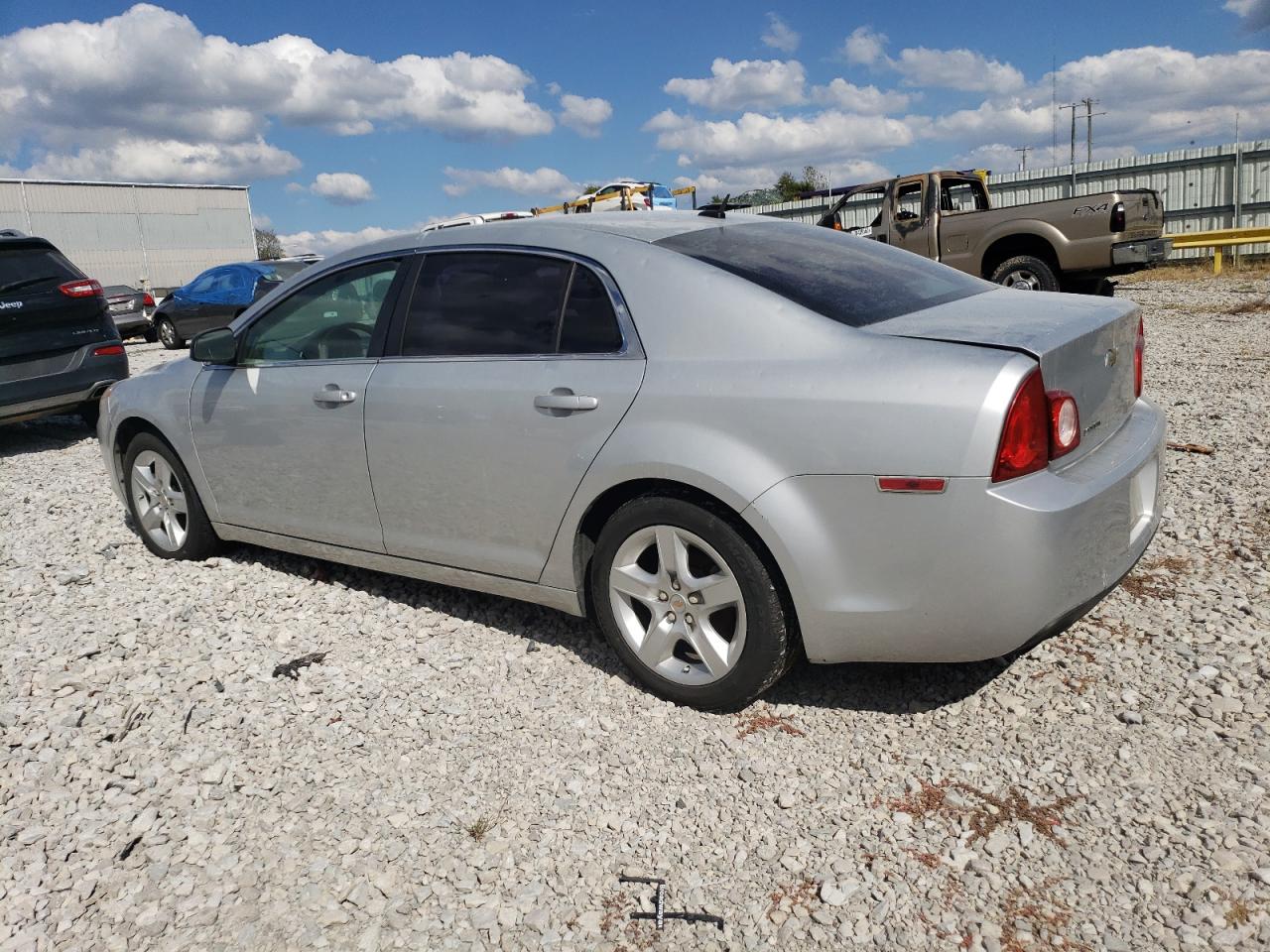 2011 Chevrolet Malibu - Image 2