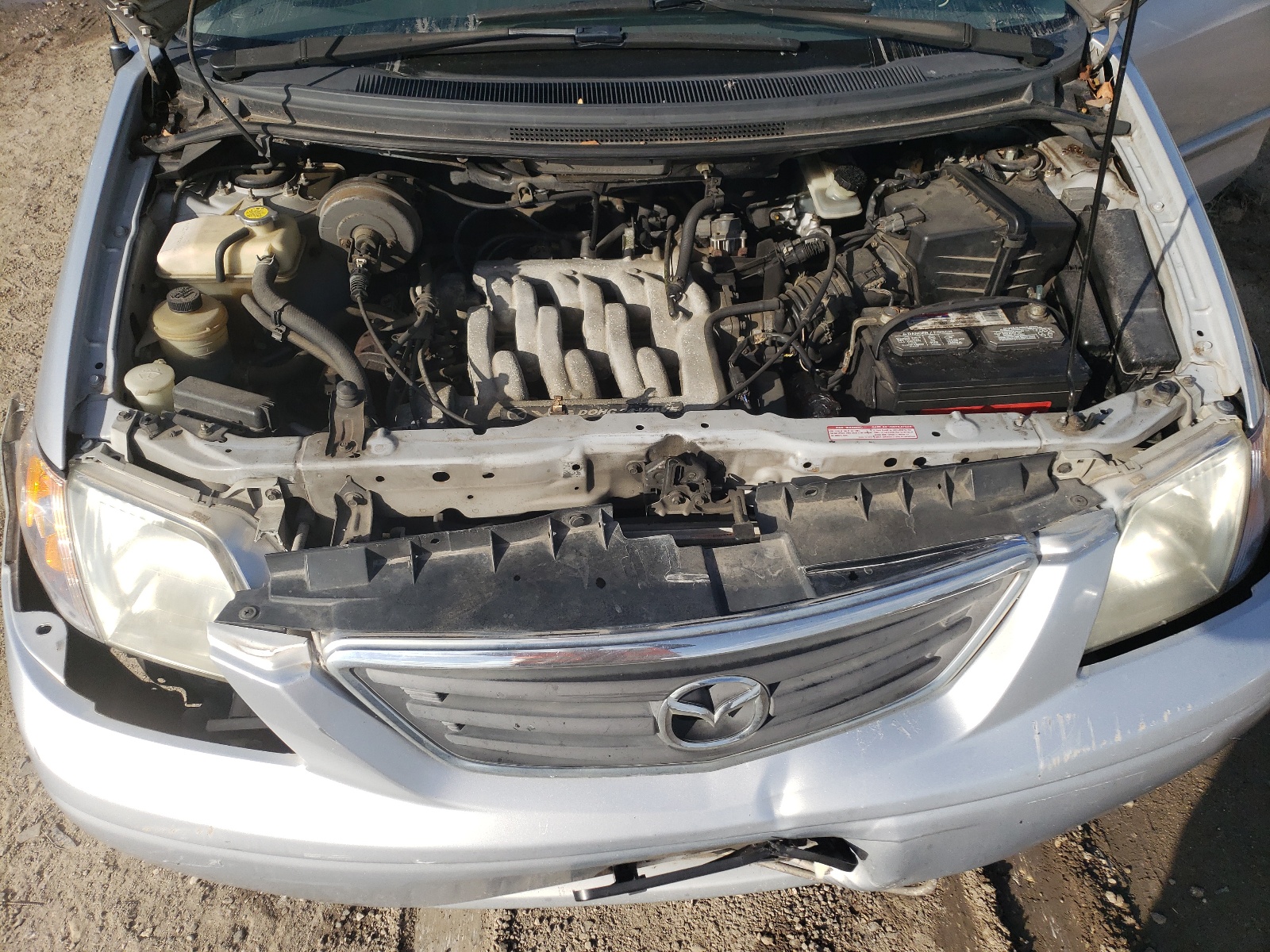 JM3LW28Y410205587 2001 Mazda Mpv Wagon