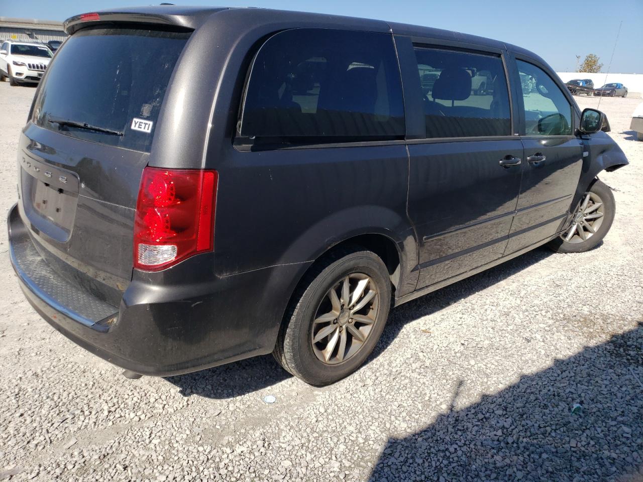 2C4RDGBG2ER193859 2014 Dodge Grand Caravan Se