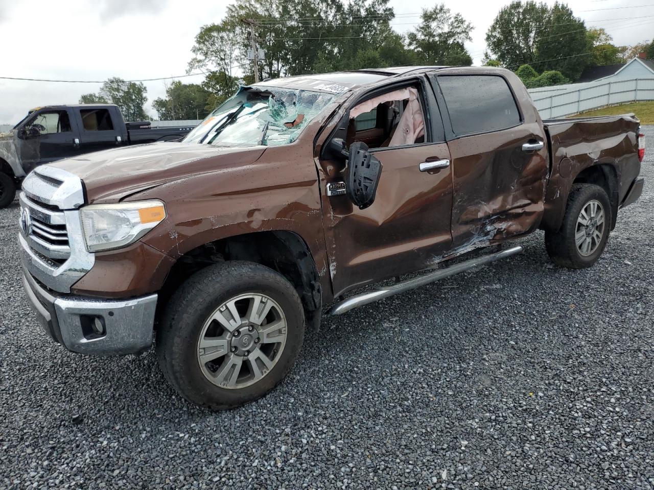 5TFAY5F10GX537589 2016 Toyota Tundra Crewmax 1794